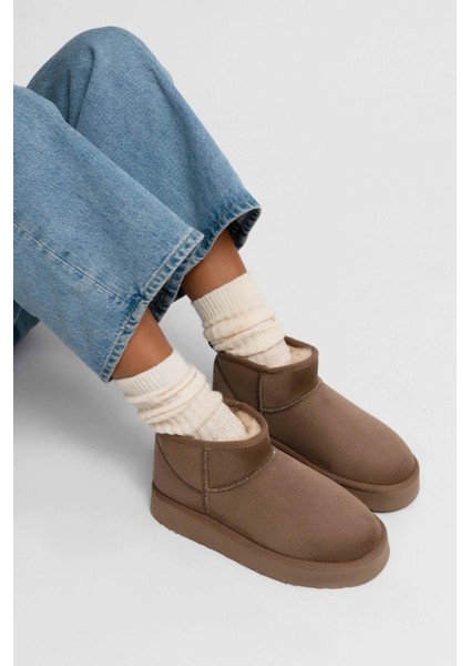 BROOKE KADIN BOT VİZON