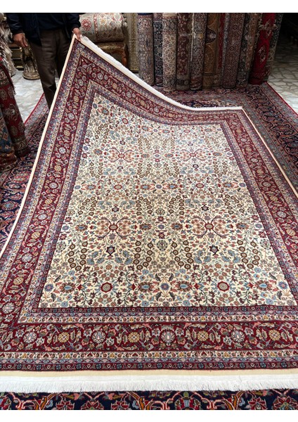 El Dokuma Sümerbank Hereke Halısı Imzalı Yedi Dağın Çiçeği Krem Renk Ebat 275X200