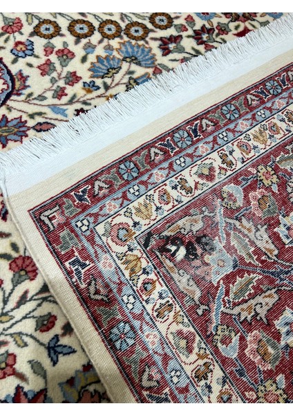 El Dokuma Sümerbank Hereke Halısı Imzalı Yedi Dağın Çiçeği Krem Renk Ebat 275X200 modelleri