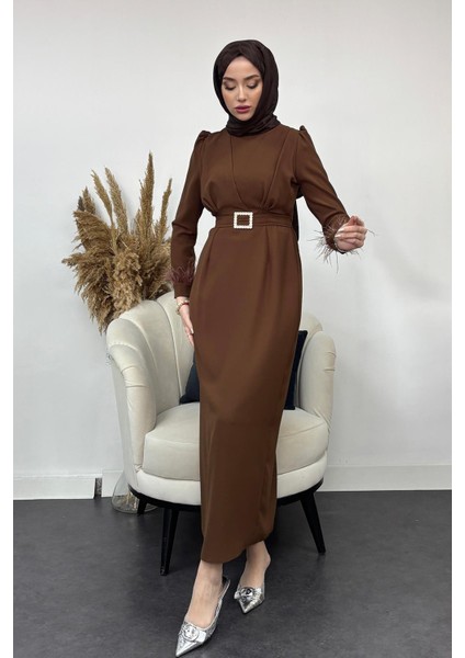 Krep Kumaş Kollu Tüylü Abiye-Kahverengi fırsatları