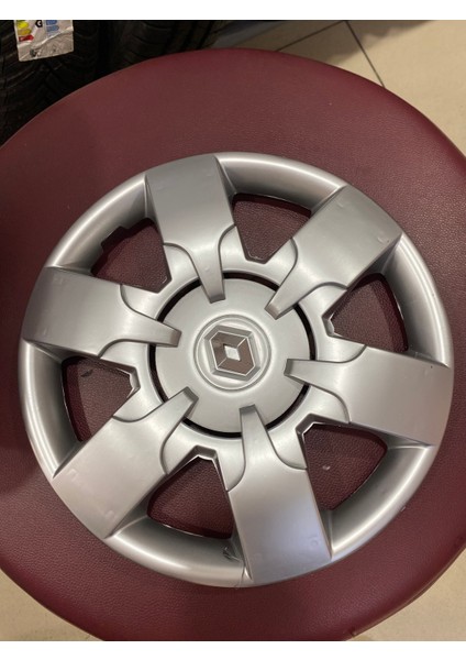 16 Inc Renault Trafik Master Jant Kapagı Takımı 4lü Set Logolu fiyatları