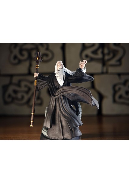 Saruman Figürü | Yüzüklerin Efendisi Koleksiyon Figürü | Fantastik Dekor (15 Cm) indirimleri
