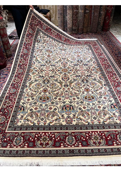 El Dokuma Sümerbank Hereke Halısı Imzalı Polonez Model Muazzam Bir Eser Ebat 300X200 modelleri