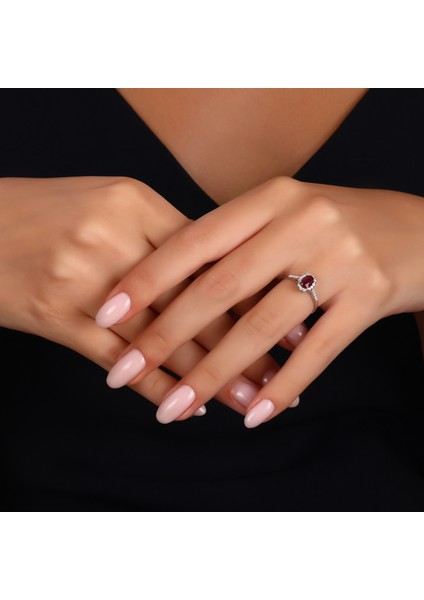 0.16 Karat Yakut Taşlı Pırlanta Yüzük modelleri