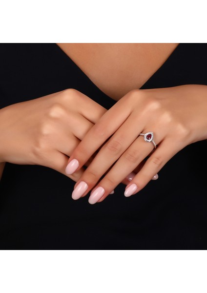 0.18 Karat Yakut Taşlı Pırlanta Yüzük modelleri