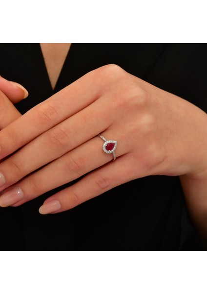 0.14 Karat Yakut Taşlı Pırlanta Yüzük modelleri