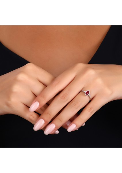 0.23 Karat Yakut Taşlı Pırlanta Yüzük modelleri