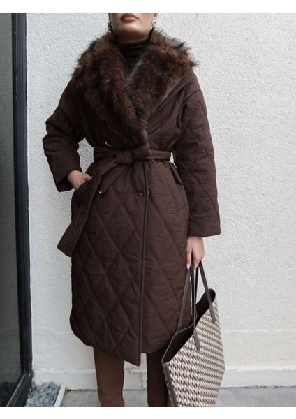 Kürk Yaka Kapitone Desen Uzun Mont modelleri