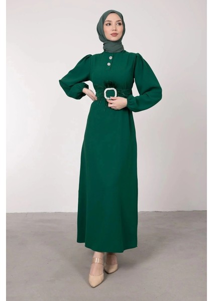 Yakası Taşlı Tüylü Kemerli Tesettür Abiye- Zümrüt fırsatları