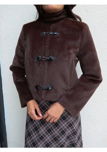 Deri Toka Detay Yün Dokulu Kısa Kaban modelleri