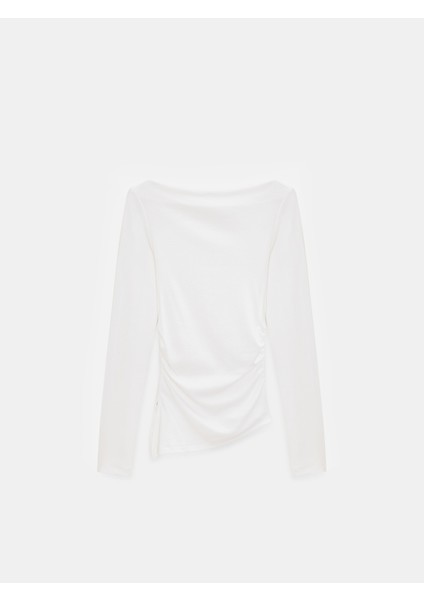 32198 Kayık Yaka Büzgülü Top-Açık Ekru