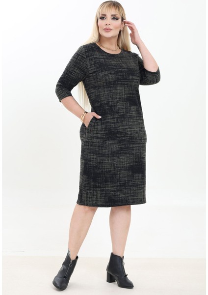 Çift Cepli Desenli Esnek Kışlık Büyük Beden Midi Elbise 38D-2752 fiyatları