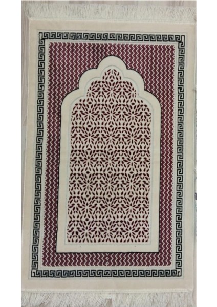 Geometrik Mihrap Motifli Akrilik Polyester Kadife Desenli Namazlık Seccade (110X70)CM 700 gr fiyatları