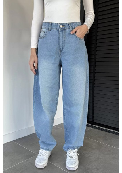 Kadın Yüksek Bel Kemer Detaylı Bol Kesim Jean Kot Pantolon P-00019660