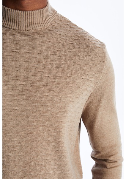 Yeni Sezon Yarım Balıkçı Yaka Uzun Kollu Erkek Triko Kazak fırsatları