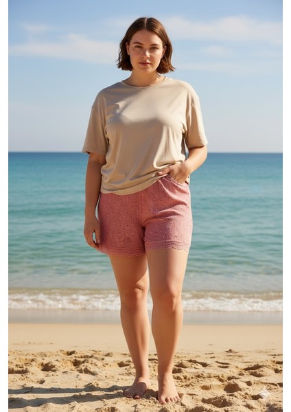 Düz Renk Mini Çiçek Desenli Penye Kadın Ev Şortu Bacak Dantel Detaylı Ev Giyim Pembe indirimleri