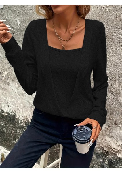 Kadın Uzun Kollu Kruvaze Yaka Kol ve Etek Ucu Manşet Detay Yumoş Bluz