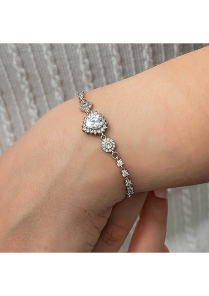 Gümüş Kalpli Su Yolu Kadın Bileklik modelleri