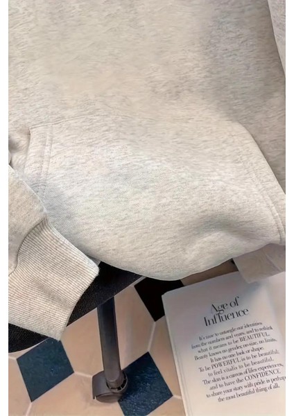 Cut Is Cool Kedi Sırt Baskılı Içi Pamuklu Unisex Sweatshirt modelleri