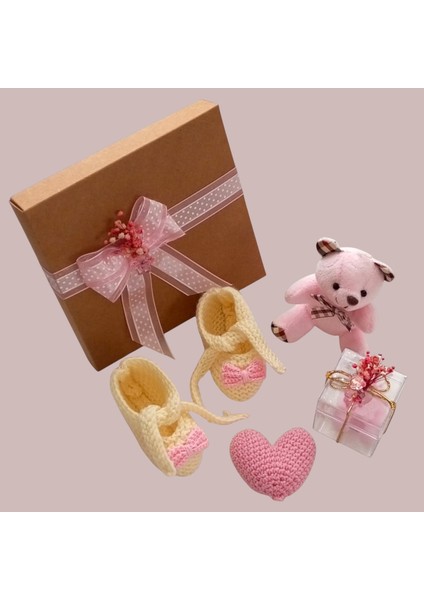 Hamilelik, Kız Bebek Müjdesi Hediye Seti modelleri