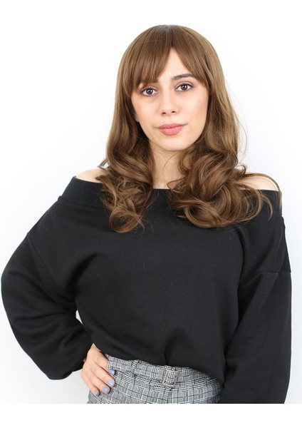 Dalgalı Perçemli Orta Boy Fiber Sentetik Peruk / Kumral