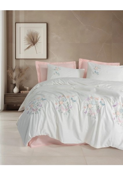 3D Nakışlı Çift Kişilik Saten Nev Takımı Liva Pudra