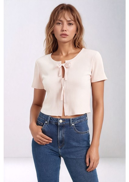 Kadın Yuvarlak Yaka Önden Bağcıklı Yarım Kol Fitilli Crop Boy Spor Şık Yazlık Ceket