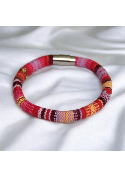 El Yapımı Pembe Kilim Dokuma Mıknatıslı Unisex Bileklik | 4 Beden, Motifli Tasarım modelleri