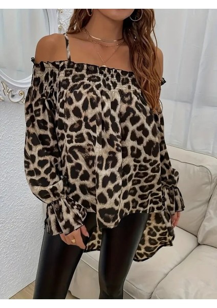 Kadın Ip Askılı Omuzlardan Açık Leopar Desenli Asimetrik Kesim Süprem Bluz