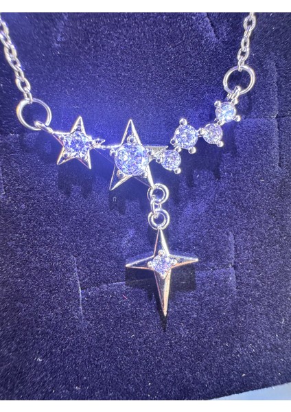 Işıklı Kutuda Yıldızlı Gümüş Renk Çelik Kolye fiyatları
