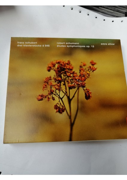 Emre Elivar Schubert/ Schumann: Drei Klavierstücke D. 946/ Etudes Symphonique Op. 13 - CD Sıfır
