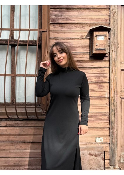 Kadın Uzun Kollu Balıkçı Yaka Derin Yırtmaç Detay Krep Elbise