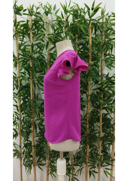 Kadın Yuvarlak Yaka Kolları Fırfırlı Krep Bluz