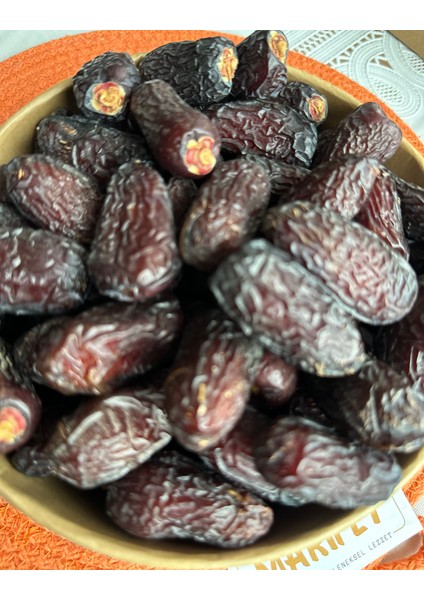 Safavi (Medine Karası – Mis Kokulu) Lüks fırsatları