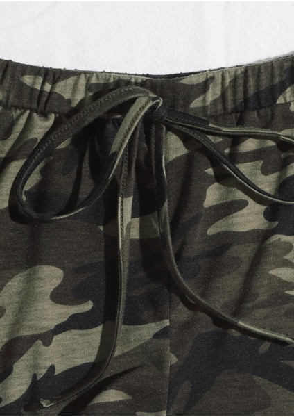 Kadın Kamuflaj Desenli Askılı Crop Top ve Şortlu Gecelik Takım indirimleri