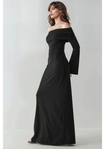 Kadın Madonna Yaka Yırtmaçlı Maxi Elbise Siyah fırsatları
