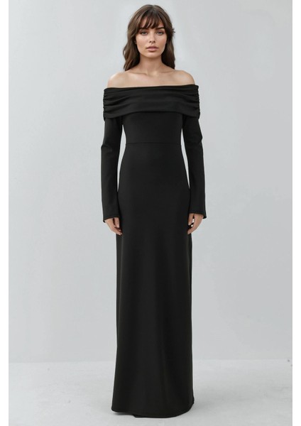 Kadın Madonna Yaka Yırtmaçlı Maxi Elbise Siyah