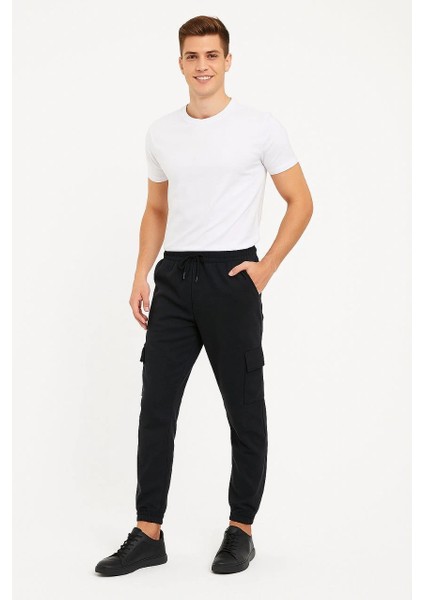 Erkek Siyah Jogger Eşofman Altı Rahat Kalıp, Kargo Cepli, Lastikli Paça, Günlük Spor Pantolon - Siyah fırsatları