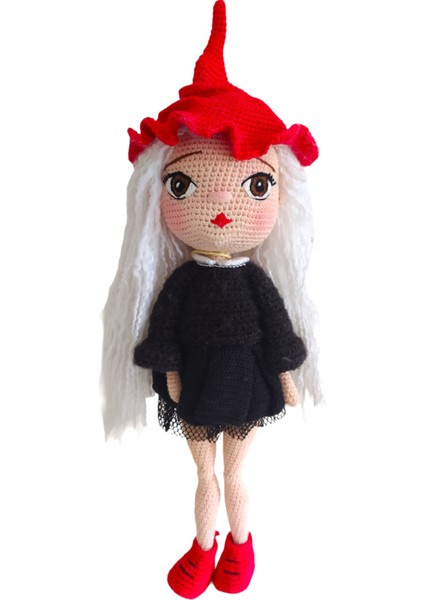 El Yapımı Kırmızı Şapkalı Fashion Bebek