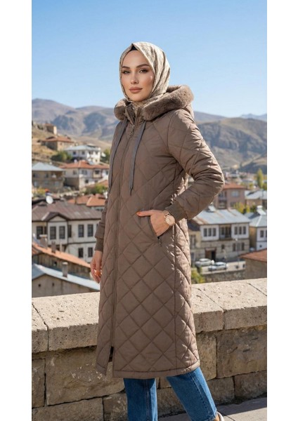 Kapüşonu Kürk Detaylı Şişme Mont 25KT702 fiyatları