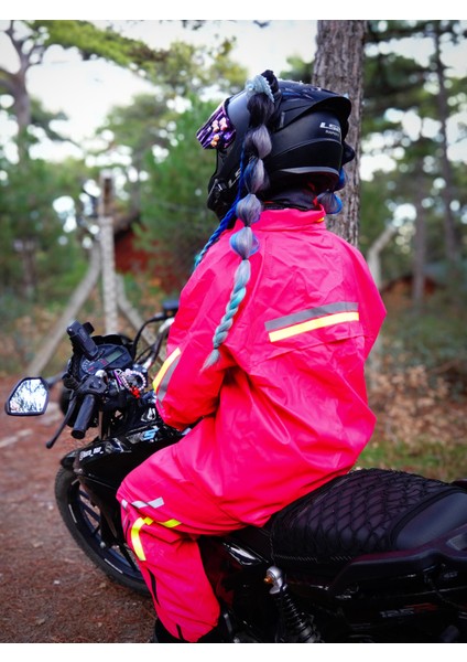 Kadın Motorcu Yağmurluğu indirimleri