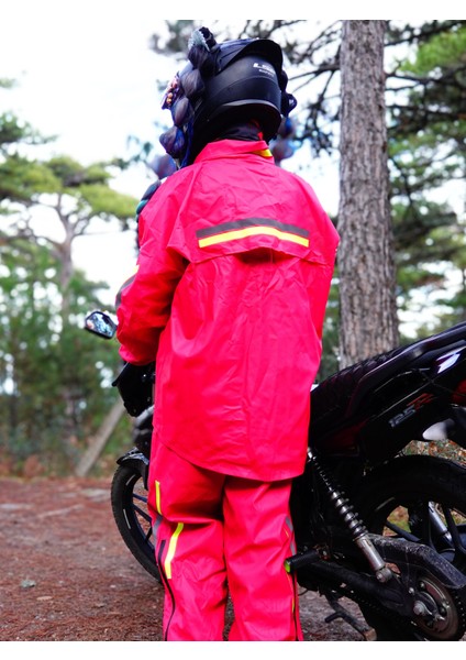 Kadın Motorcu Yağmurluğu