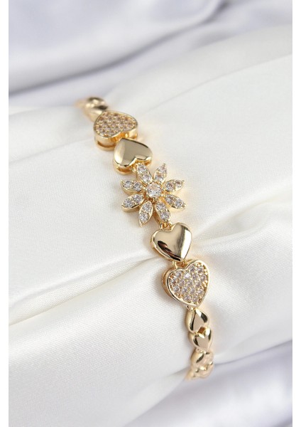 Pirinç Zirkon Taşlı Kalp Detaylı Çiçek Renk Kadın Bileklik