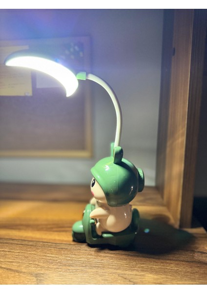 Karikatür LED Masa Lambası Sevimli Hayvan Sürüşü Motosiklet Şekli USB Şarj Masa Göz Bakım Işığı Okuma Öğrenme Için Turuncu fiyatları