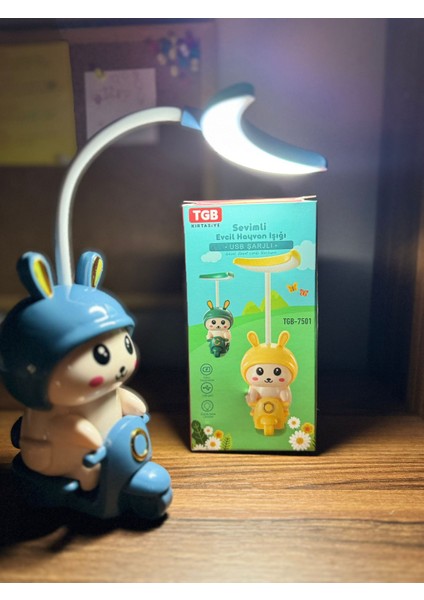 Karikatür LED Masa Lambası Sevimli Hayvan Sürüşü Motosiklet Şekli USB Şarj Masa Göz Bakım Işığı Okuma Öğrenme Için modelleri
