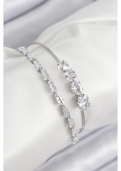 Pirinç Zirkon Taşlı Su Yolu Gümüş Renk Kadın Bileklik