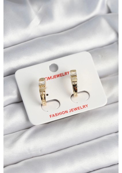 Pirinç Renk Zirkon Taşlı Kadın Küpe