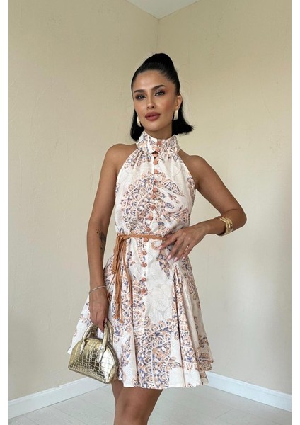 Ekru Halter Yaka Elbise modelleri