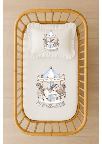 Isimli Bebek Nevresim Takımı 70X120 – Atlı Karınca Tasarım – Akfil Kumaş – Fırfırlı Dolgulu Yastıklı