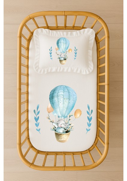 Isimli Bebek Nevresim Takımı 70X120 – Mavi Balonlu Fil Fırfırlı Dolgulu Yastıklı